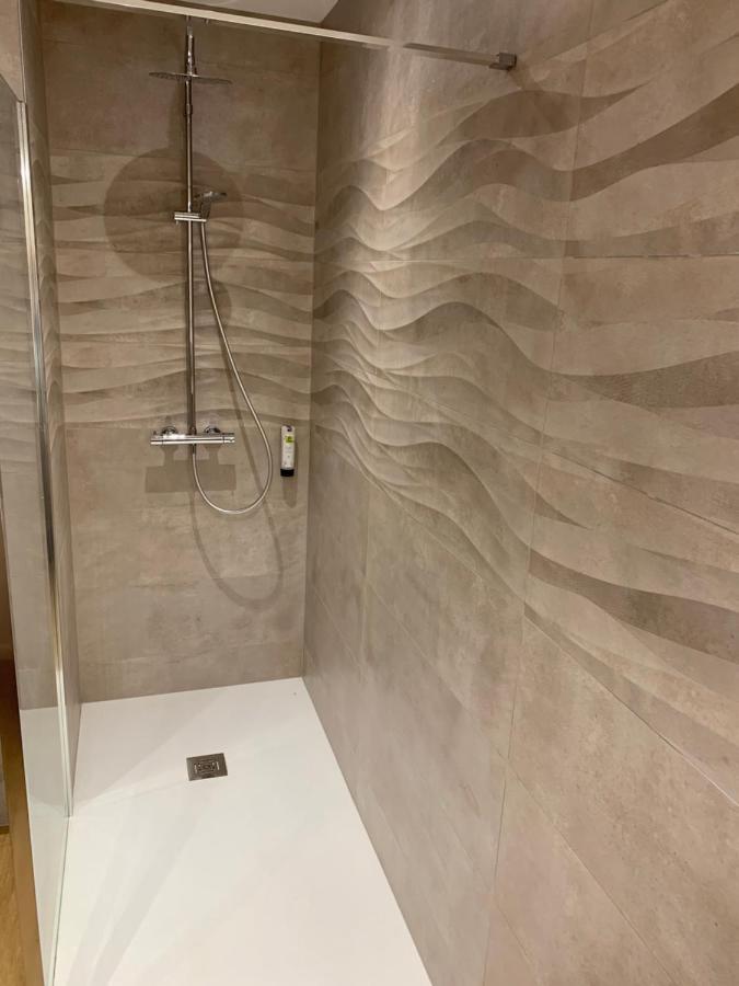Вилла Le Relais De La Fontaine & Jacuzzi Montcornet  Экстерьер фото