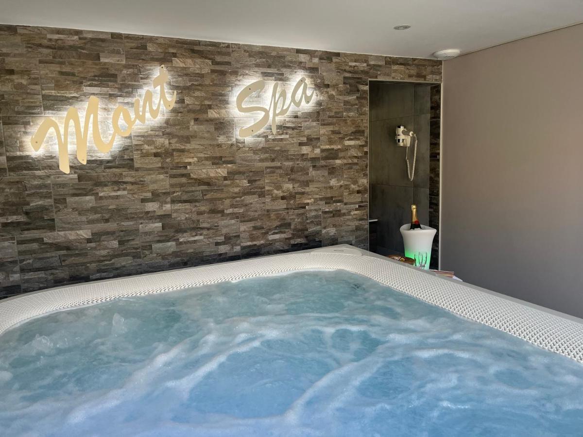 Вилла Le Relais De La Fontaine & Jacuzzi Montcornet  Экстерьер фото